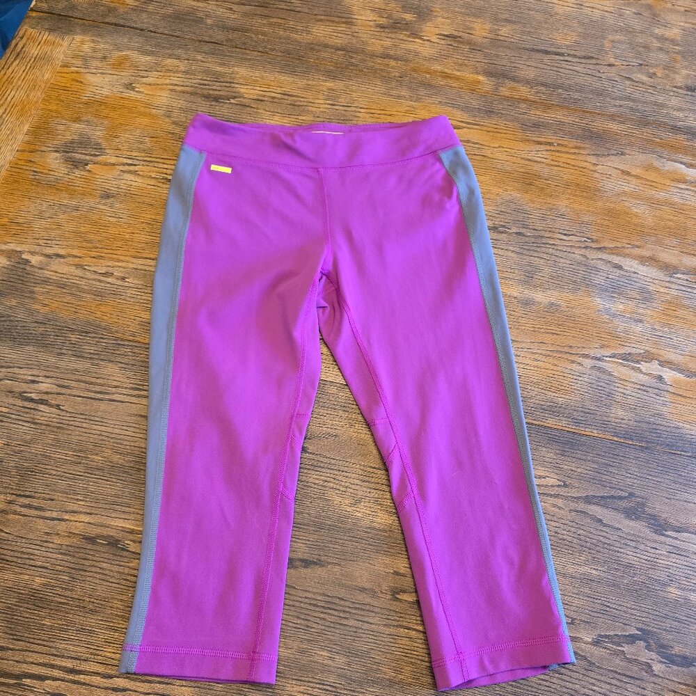 LOLE Dark Pink/Fuchsia 17" Legging Like New Excellent Condition sz S